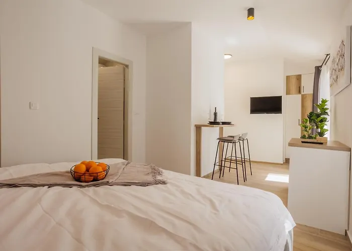 Apartments Piritus
